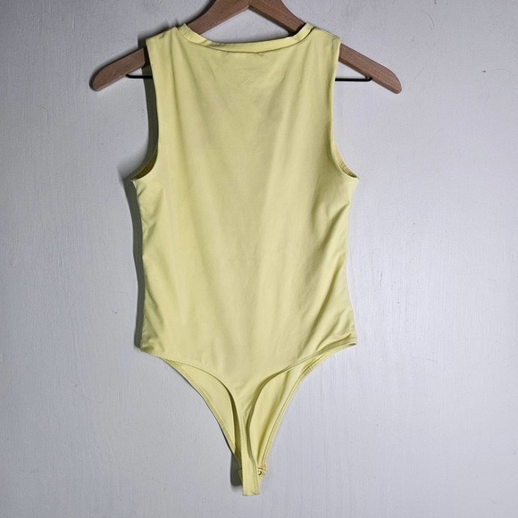 Vitality Allora High Neck Bodysuit M‎ Pale Yellow Balance Athletica - Picture 6 of 10
